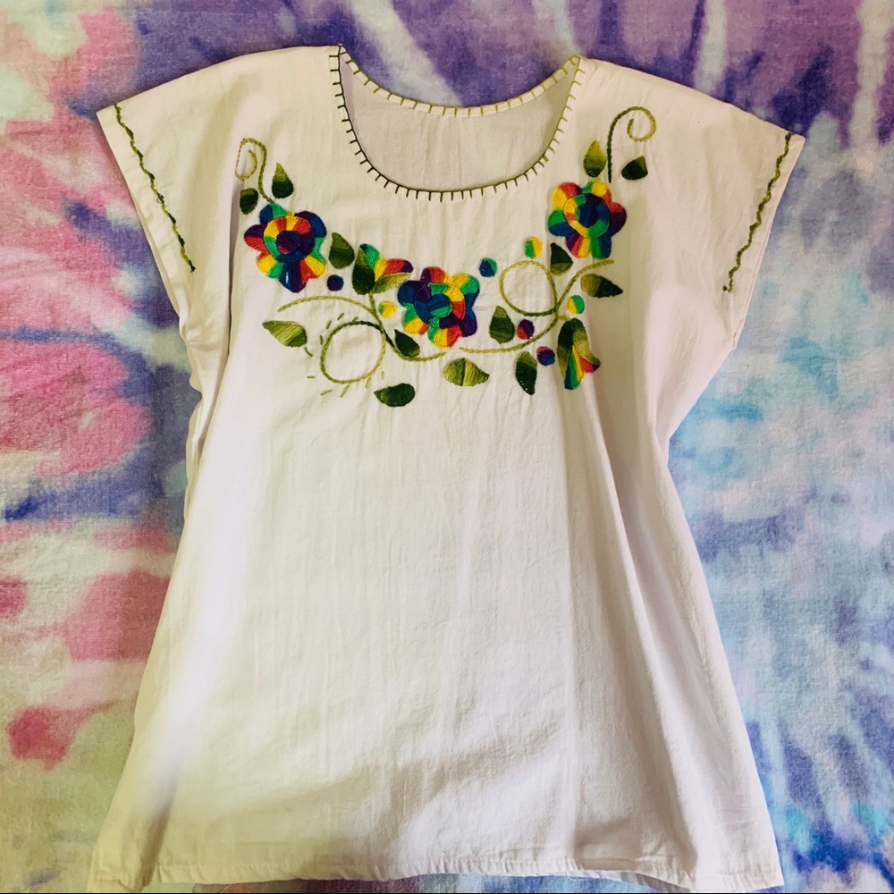 Traditional Mexican Blouse! 💕